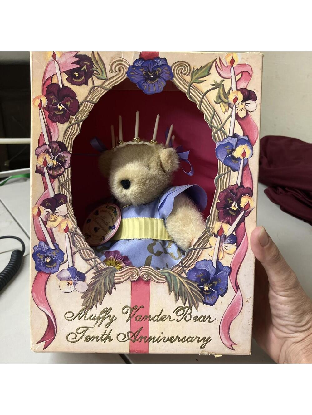 Vintage Tenth Anniversary Muffy VanderBear (1994) New in Box with Tag - NOS